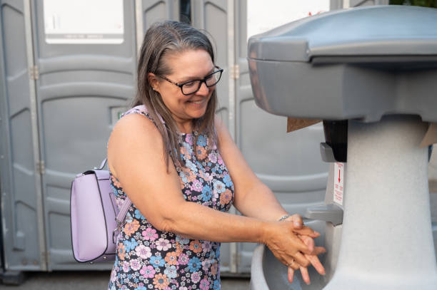 Best Luxury portable toilet rental  in South Bay, FL